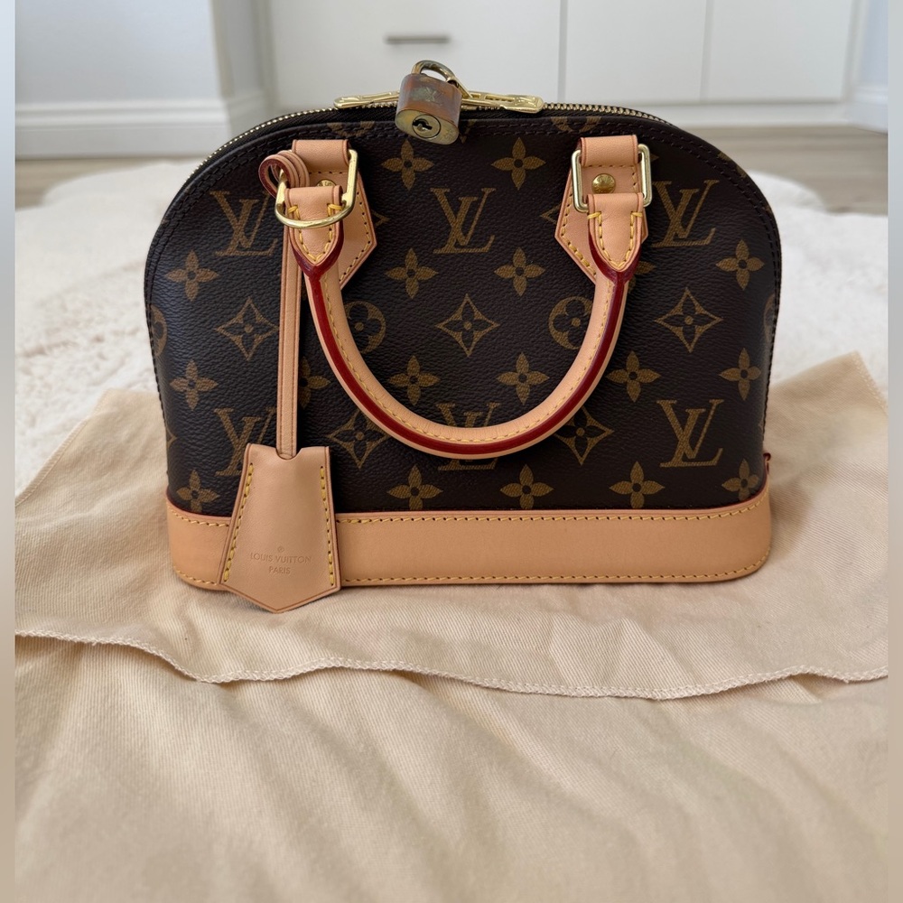 Louis Vuitton Alma bb